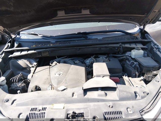 45670471 :رقم المزاد ، 5TDBZRFH4KS974838 vin ، 2019 Toyota Highlander Le مزاد بيع