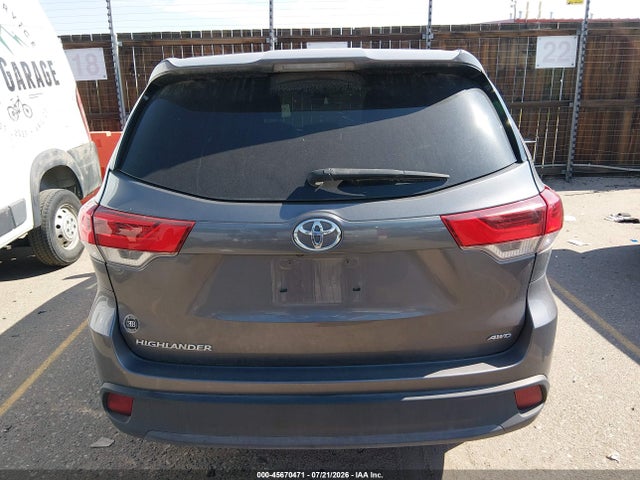 45670471 :رقم المزاد ، 5TDBZRFH4KS974838 vin ، 2019 Toyota Highlander Le مزاد بيع