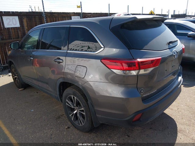 45670471 :رقم المزاد ، 5TDBZRFH4KS974838 vin ، 2019 Toyota Highlander Le مزاد بيع