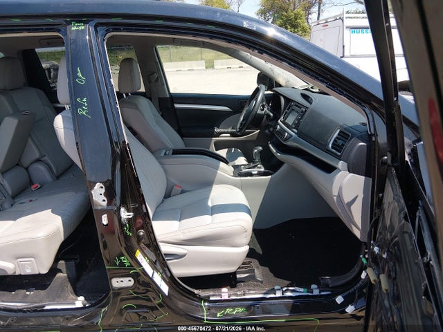 5TDBKRFH5FS145738 Toyota Highlander Le Plus V6