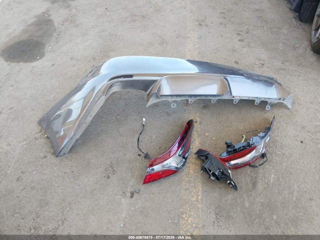 4T1G31AKXRU070876 Toyota Camry Hybrid Se