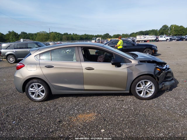 2017 Chevrolet Cruze Lt Auto მანქანა იყიდება აუქციონზე, vin: 3G1BE6SM1HS578943, აუქციონის ნომერი: 45670523
