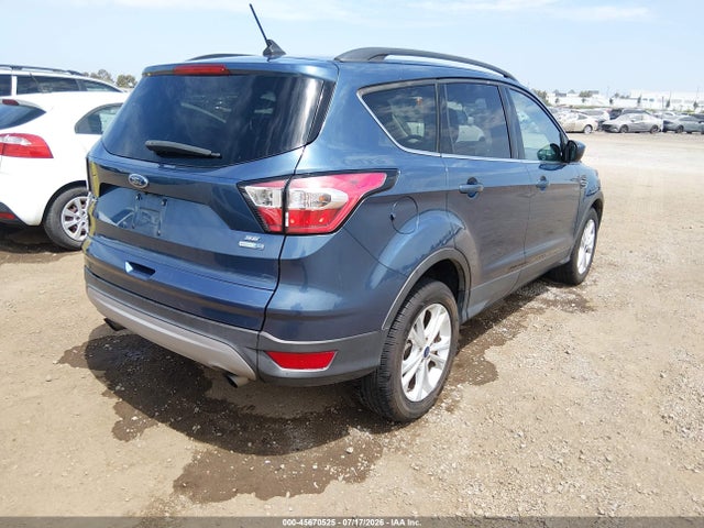 1FMCU9GD4JUB44185 Ford ESCAPE SE