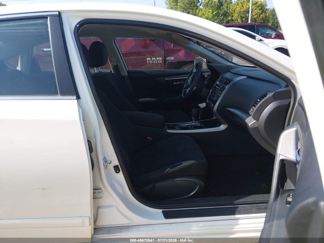 Nissan Altima 2.5 S 2015 1N4AL3AP7FC105804 Image 5