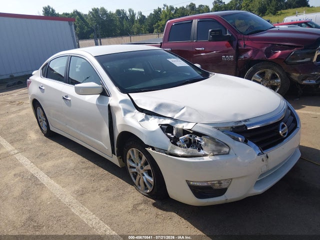 Nissan Altima 2.5 S 2015 1N4AL3AP7FC105804 Image 6