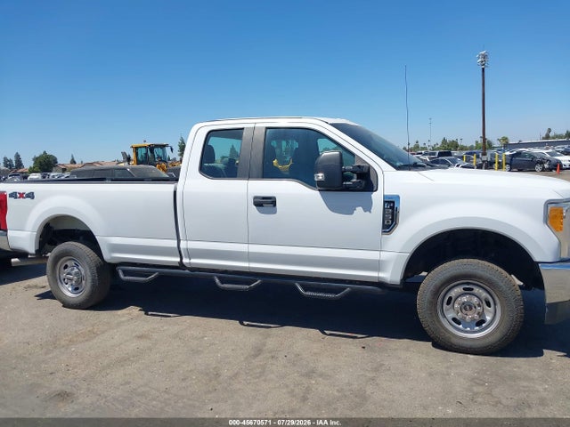 Ford F-250 Xl 2017 1FT7X2B6XHEE15056 Image 13