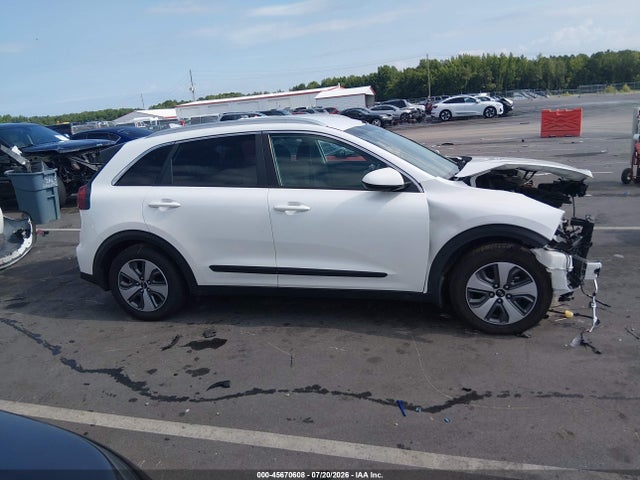 45670608 :رقم المزاد ، KNDCB3LCXL5362374 vin ، 2020 Kia Niro Lx مزاد بيع