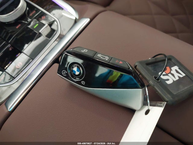 45670627 :رقم المزاد ، 5UX23EM06V9428938 vin ، 2027 Bmw X7 مزاد بيع