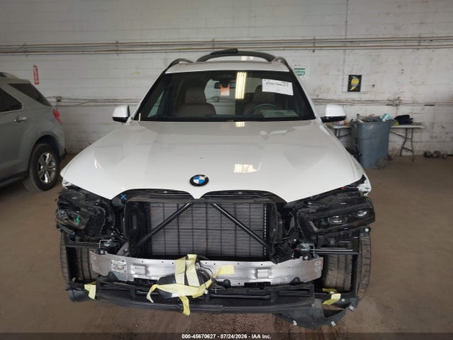 45670627 :رقم المزاد ، 5UX23EM06V9428938 vin ، 2027 Bmw X7 مزاد بيع