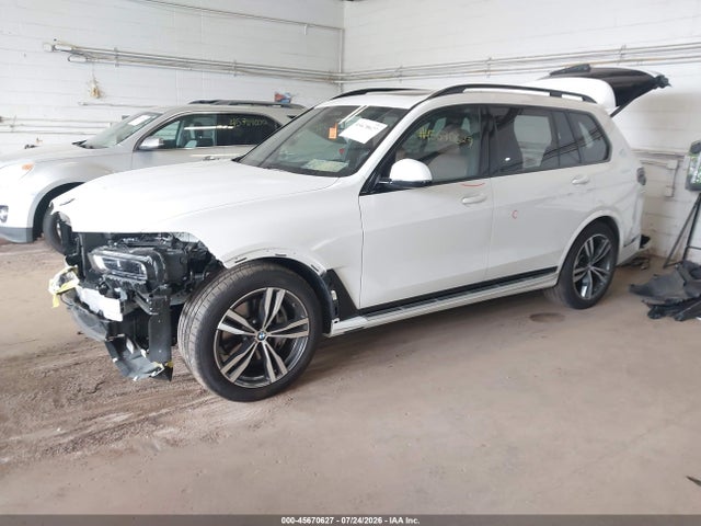 45670627 :رقم المزاد ، 5UX23EM06V9428938 vin ، 2027 Bmw X7 مزاد بيع