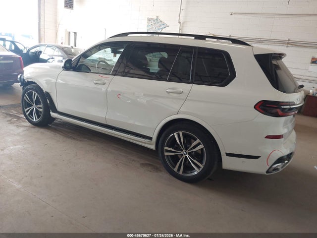45670627 :رقم المزاد ، 5UX23EM06V9428938 vin ، 2027 Bmw X7 مزاد بيع
