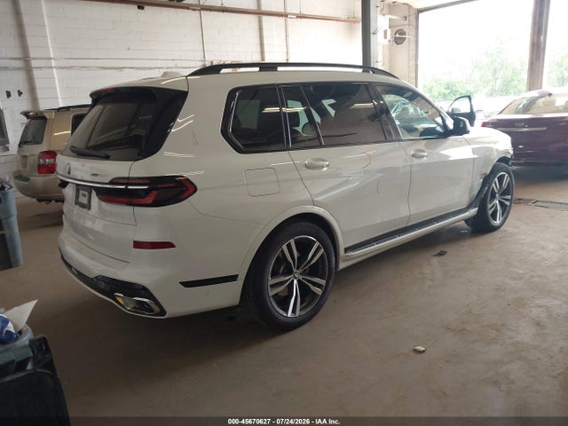 45670627 :رقم المزاد ، 5UX23EM06V9428938 vin ، 2027 Bmw X7 مزاد بيع