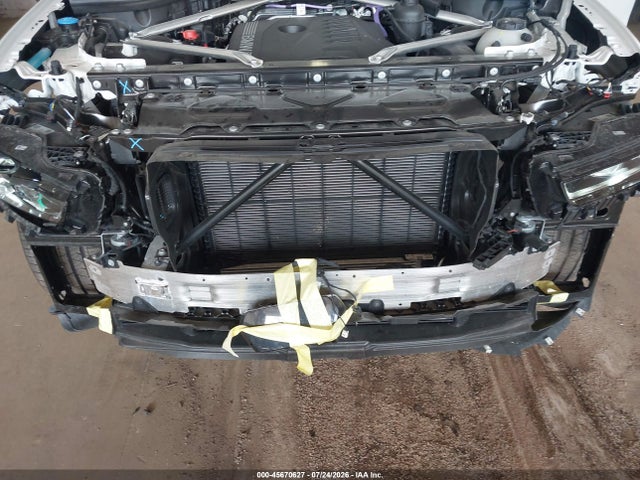45670627 :رقم المزاد ، 5UX23EM06V9428938 vin ، 2027 Bmw X7 مزاد بيع