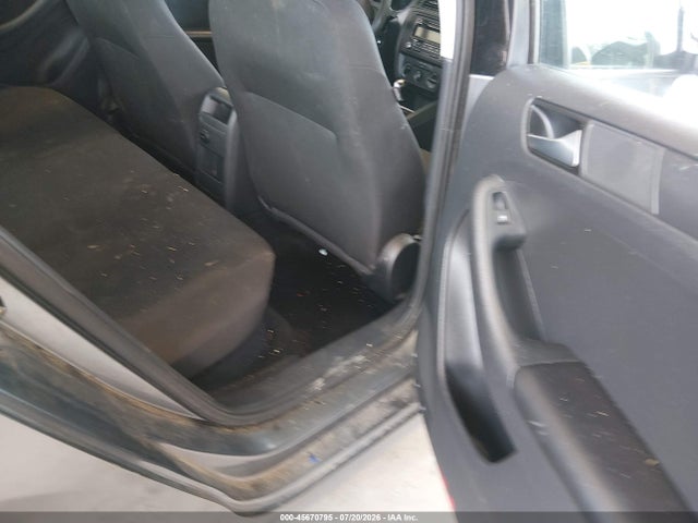 3VW2K7AJ4FM201857 Volkswagen Jetta 2.0l S