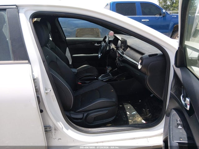 2021 Kia Forte Gt-line მანქანა იყიდება აუქციონზე, vin: 3KPF34AD4ME384226, აუქციონის ნომერი: 45670808