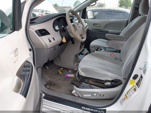 Aukcja sprzedaży 2012 Toyota Sienna Le V6 8 Passenger, vin: 5TDKK3DC9CS240884, numer aukcji: 45670813