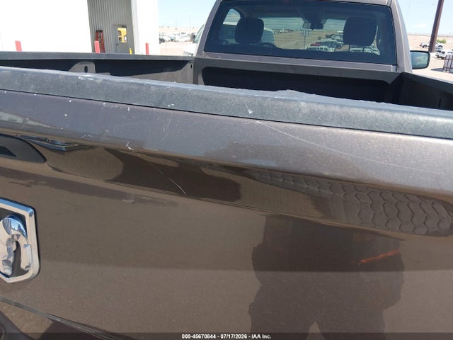 45670844 :رقم المزاد ، 3C6JR6DG9KG502192 vin ، 2019 Ram 1500 Classic Tradesman  4x2 8' Box مزاد بيع