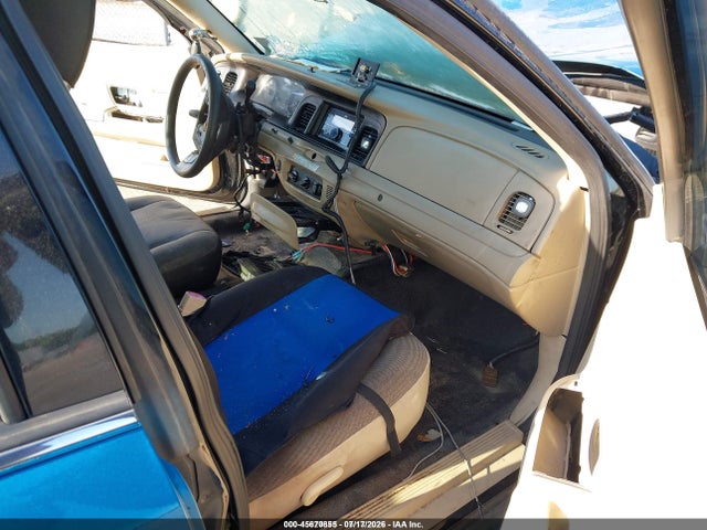 Продаж на аукціоні авто 2011 Ford Crown Victoria Police Interceptor, vin: 2FABP7BV4BX152394, номер лоту: 45670855