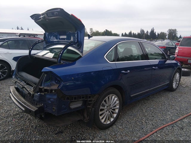 1VWBT7A32GC031757 Volkswagen Passat 1.8t Se