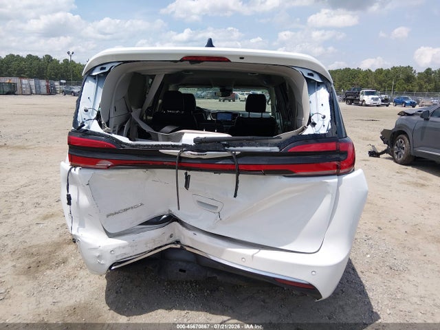 Продажа на аукционе авто 2023 Chrysler Pacifica Touring L, vin: 2C4RC1BG9PR587216, номер лота: 45670867