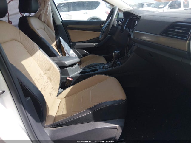 Aukcja sprzedaży 2021 Volkswagen Jetta 1.4t Sel Premium, vin: 3VWG57BU8MM025107, numer aukcji: 45670880