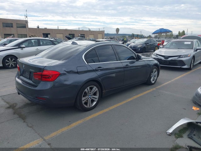 BMW 330I 2018 WBA8B9G50JNU98401 Image 4