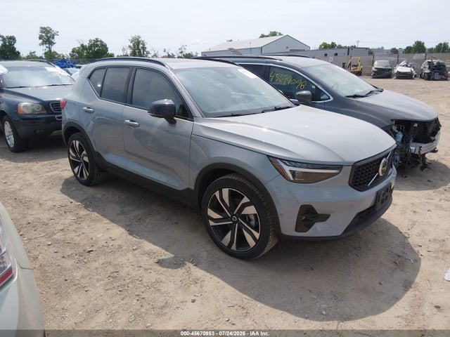 Продажа на аукционе авто 2024 Volvo Xc40 B5 Ultimate Dark Theme, vin: YV4L12UM0R2280164, номер лота: 45670953