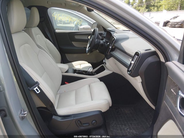 Продаж на аукціоні авто 2024 Volvo Xc40 B5 Ultimate Dark Theme, vin: YV4L12UM0R2280164, номер лоту: 45670953