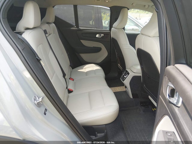 Продаж на аукціоні авто 2024 Volvo Xc40 B5 Ultimate Dark Theme, vin: YV4L12UM0R2280164, номер лоту: 45670953