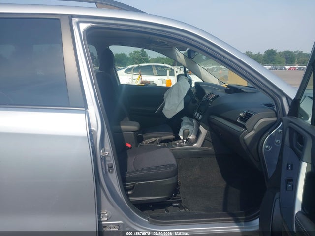 Subaru Forester 2.5i Premium 2016 JF2SJAFC4GH498312 Image 5