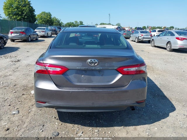 4T1B11HK1JU151047 Toyota CAMRY LE