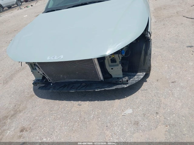 45670989 :رقم المزاد ، 3KPFT4DE0SE052835 vin ، 2025 Kia K4 Lxs مزاد بيع