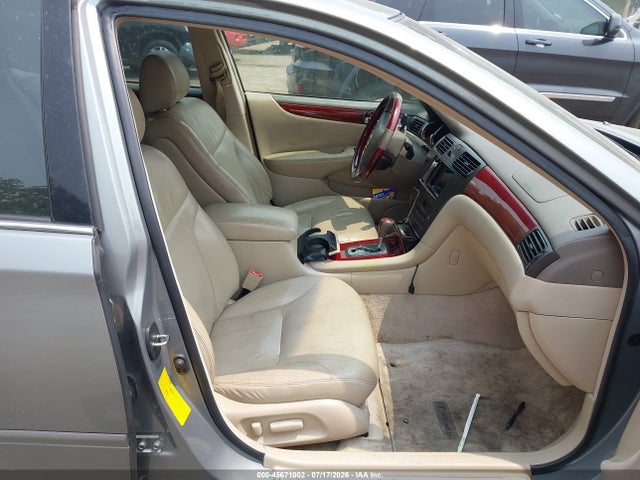 Продажа на аукционе авто 2003 Lexus Es 300, vin: JTHBF30GX30103967, номер лота: 45671002
