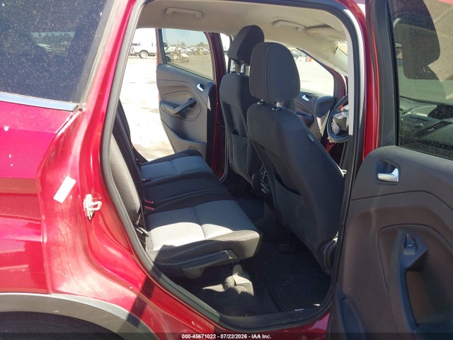 1FMCU9GD3HUE74894 Ford ESCAPE SE