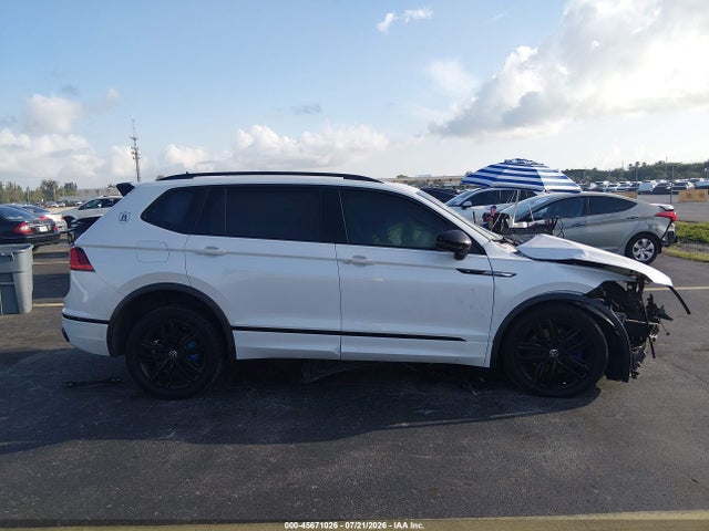 Aukcja sprzedaży 2022 Volkswagen Tiguan 2.0t Se R-line Black, vin: 3VVCB7AX2NM105270, numer aukcji: 45671026