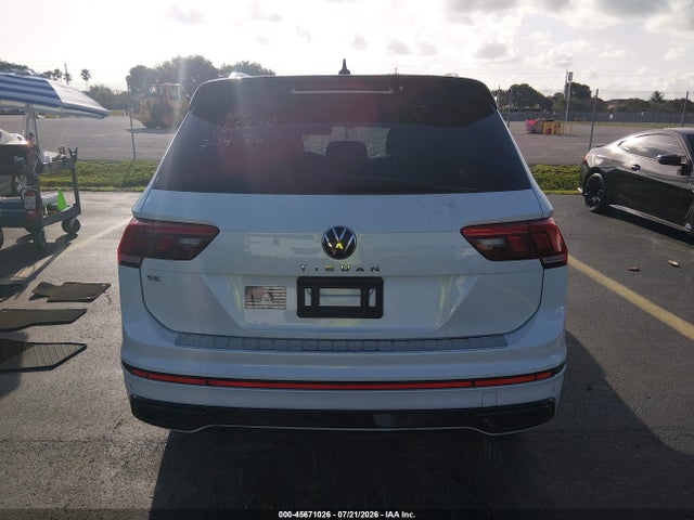 Aukcja sprzedaży 2022 Volkswagen Tiguan 2.0t Se R-line Black, vin: 3VVCB7AX2NM105270, numer aukcji: 45671026