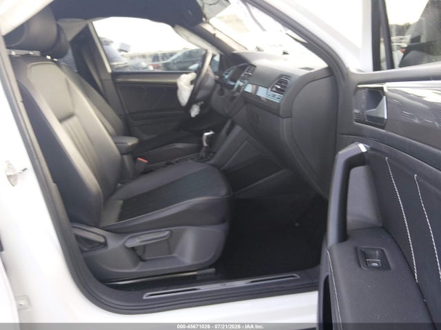 Aukcja sprzedaży 2022 Volkswagen Tiguan 2.0t Se R-line Black, vin: 3VVCB7AX2NM105270, numer aukcji: 45671026