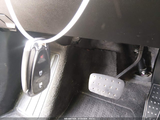 Продажа на аукционе авто 2020 Chevrolet Traverse Fwd Ls, vin: 1GNERFKW8LJ231279, номер лота: 45671029