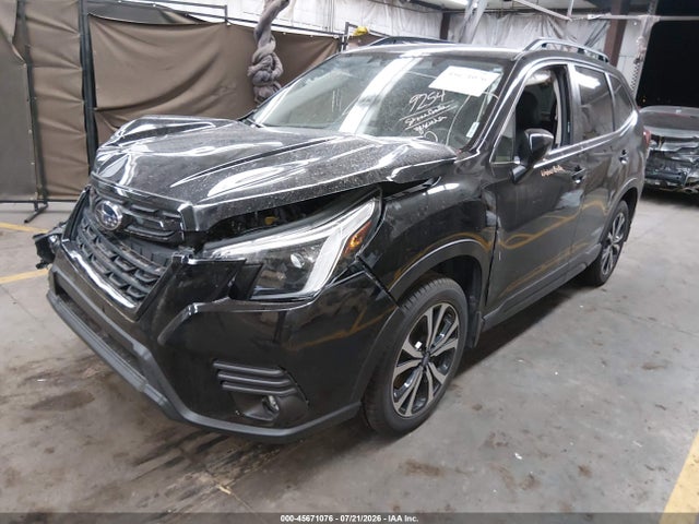 Subaru Forester Limited 2024 JF2SKALC3RH422598 Image 2