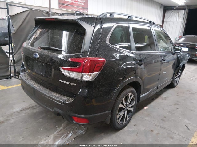 Subaru Forester Limited 2024 JF2SKALC3RH422598 Image 4
