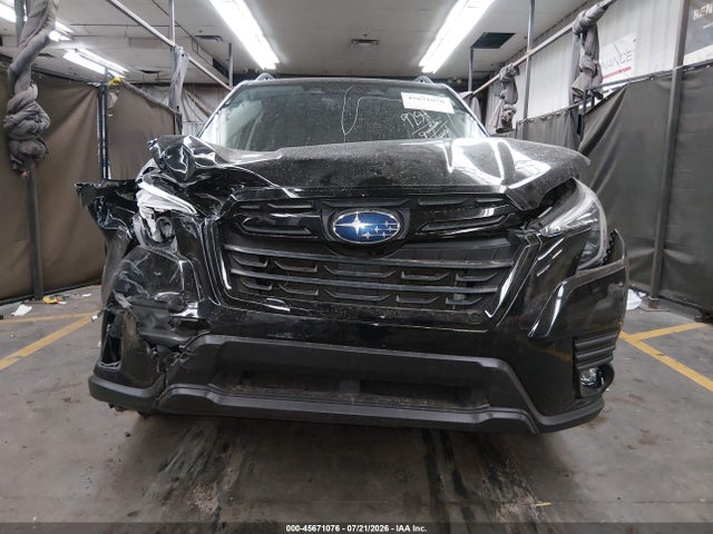 Subaru Forester Limited 2024 JF2SKALC3RH422598 Image 6