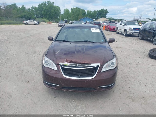45671097 :رقم المزاد ، 1C3CCBAB1DN559487 vin ، 2013 Chrysler 200 Lx مزاد بيع