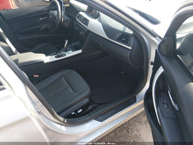 Aukcja sprzedaży 2016 Bmw 320i, vin: WBA8A9C57GK617533, numer aukcji: 45671164
