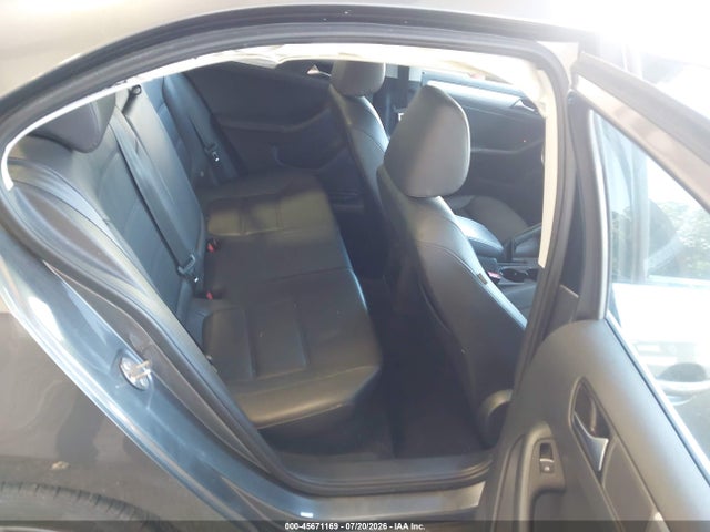 3VWD67AJ8GM378538 Volkswagen Jetta 1.4t Se