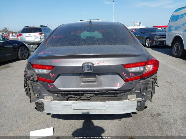1HGCV1F97JA027784 Honda Accord Touring