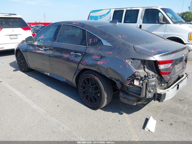 1HGCV1F97JA027784 Honda Accord Touring