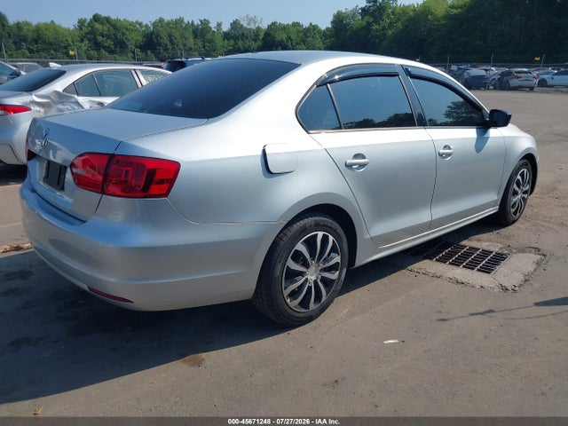 2013 Volkswagen Jetta 2.0l S მანქანა იყიდება აუქციონზე, vin: 3VW2K7AJXDM221608, აუქციონის ნომერი: 45671248