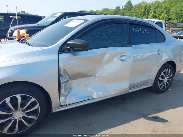 2013 Volkswagen Jetta 2.0l S მანქანა იყიდება აუქციონზე, vin: 3VW2K7AJXDM221608, აუქციონის ნომერი: 45671248