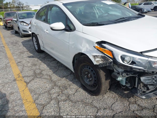 45671259 :رقم المزاد ، 3KPFK4A77HE043745 vin ، 2017 Kia Forte Lx مزاد بيع