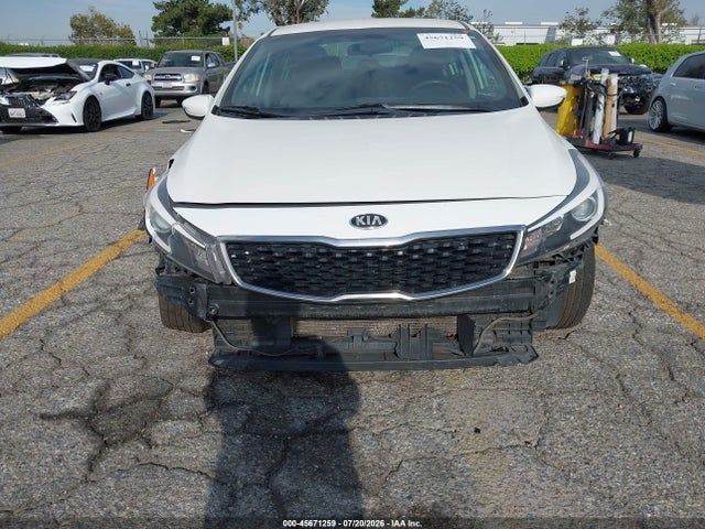 45671259 :رقم المزاد ، 3KPFK4A77HE043745 vin ، 2017 Kia Forte Lx مزاد بيع